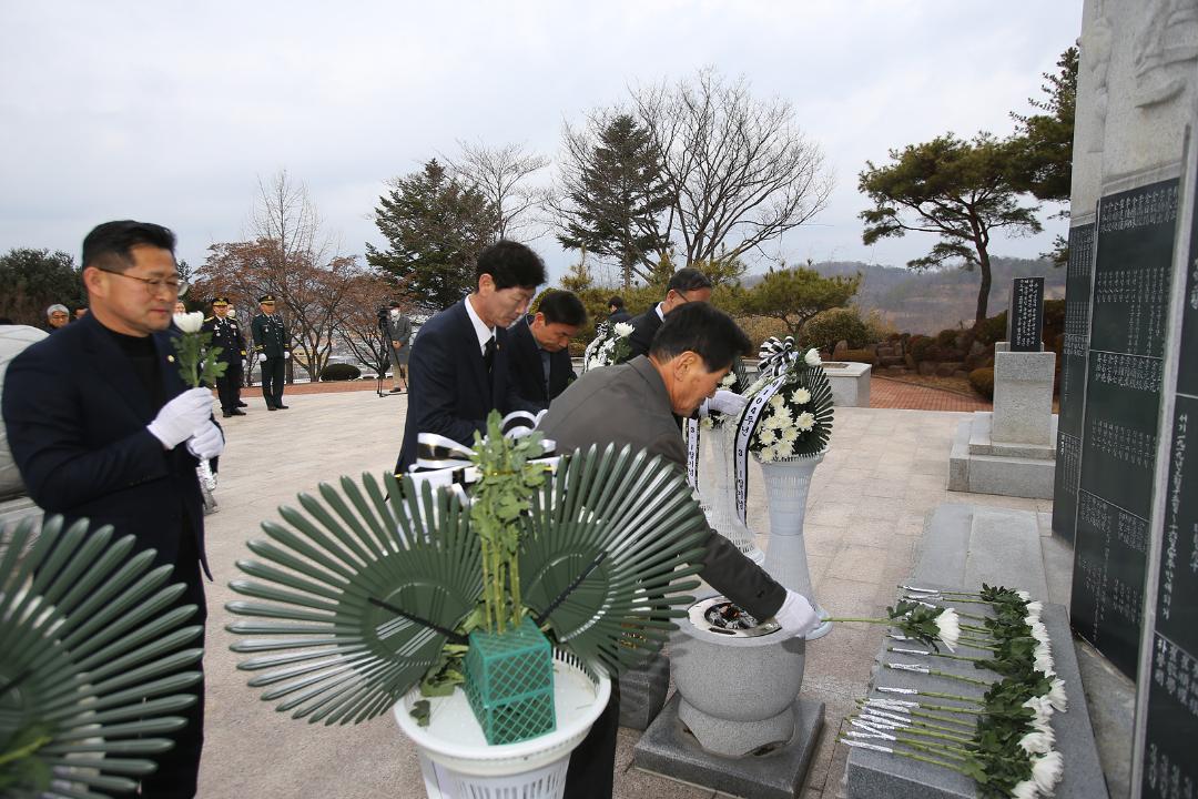 '3-1 독립만세운동 경북시발지 기념식' 게시글의 사진(8) '3-1절 항일독립운동기념탑 참배_0108.jpg'