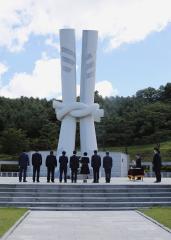 제8대 의성군의회 상반기 의장단, 충혼탑 참배