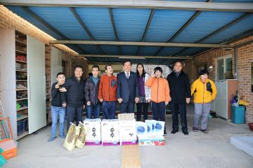 설 명절맞이 복지시설 방문