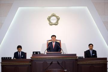 제203회 임시회개회 및 폐회