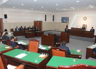 의성군 농축산물 가격안정기금 설치 및 운용에 관한 조례안 재의요구안 원안가결